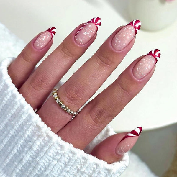 Christmas Press on Nails Medium round Fake Nails Glossy Glue on Nails Xmas Oval Acrylic Nails Candy French Tip Artificial Nails Snowflake Stick on False Nails with Design 24 Pcs