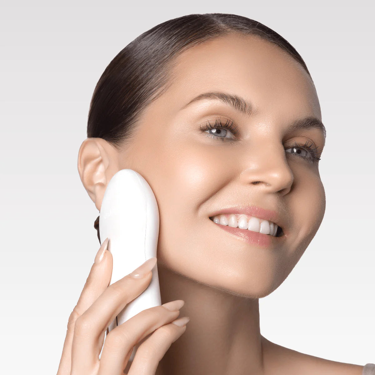 R2 Nebula Rosette Beauty Device